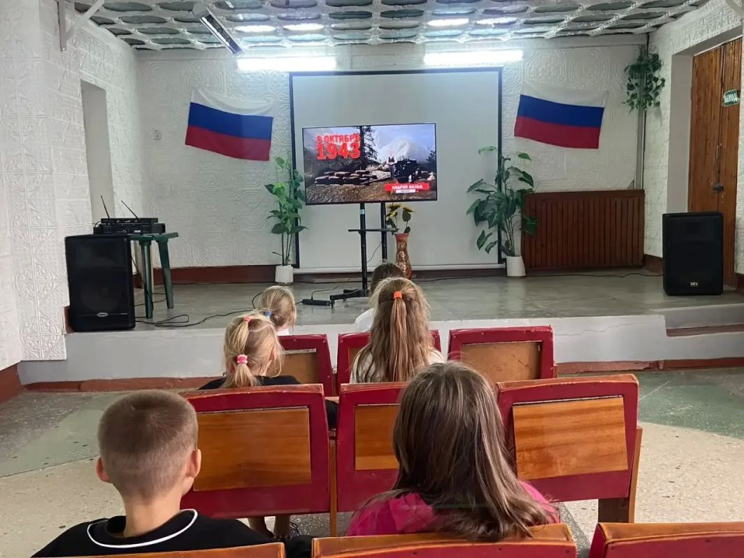 В Хлебодаровском сельском Доме культуры прошло информационно-просветительное мероприятие, посвященное Дню разгрома советскими войсками немецко-фашистских войск в битве за Кавказ В Хлебодаровском сельском Доме культуры прошло информационно-просветительное мероприятие, посвященное Дню разгрома советскими войсками немецко-фашистских войск в битве за Кавказ