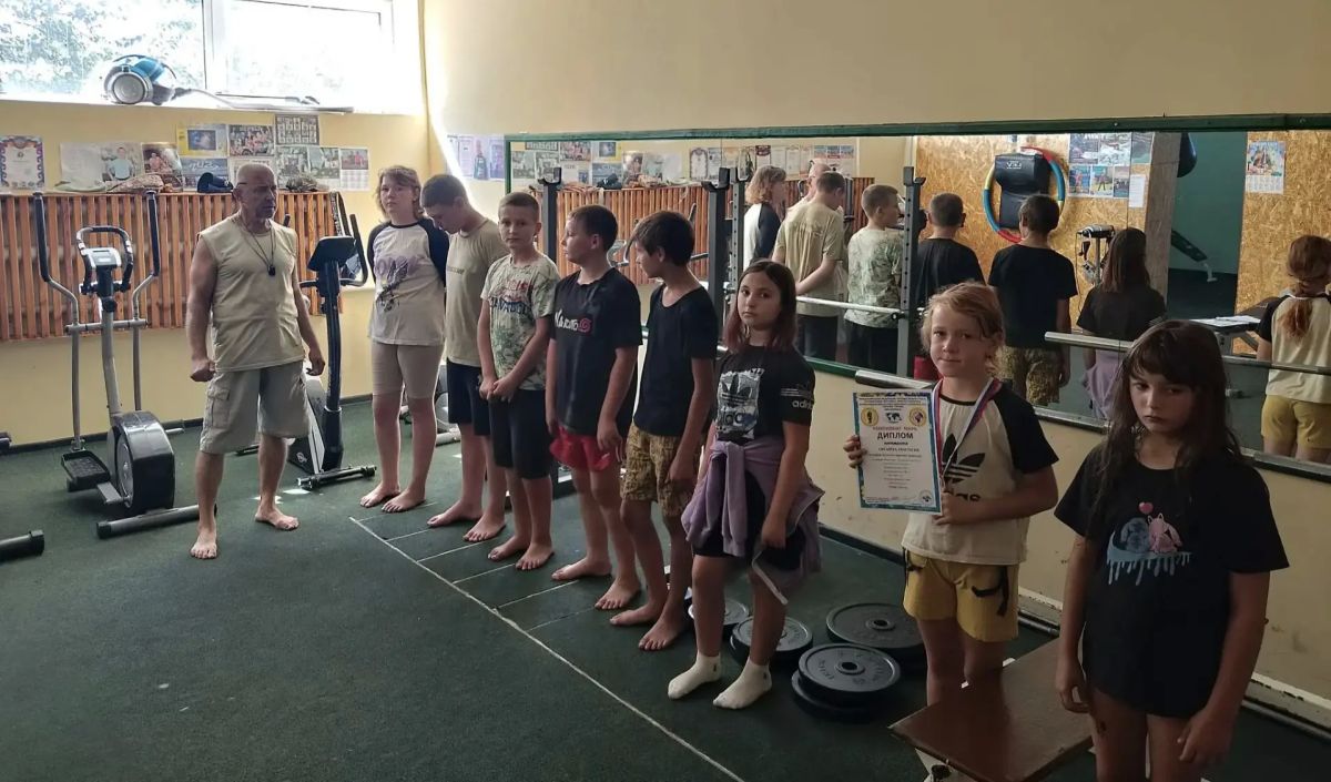 В Тавричанке прошли спортивные соревнования по гиревому спорту В Тавричанке прошли спортивные соревнования по гиревому спорту