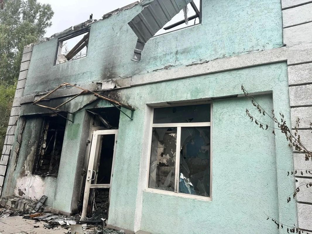 Удар ВСУ разрушил здание лесничества, но лесники продолжают заботиться о лесах