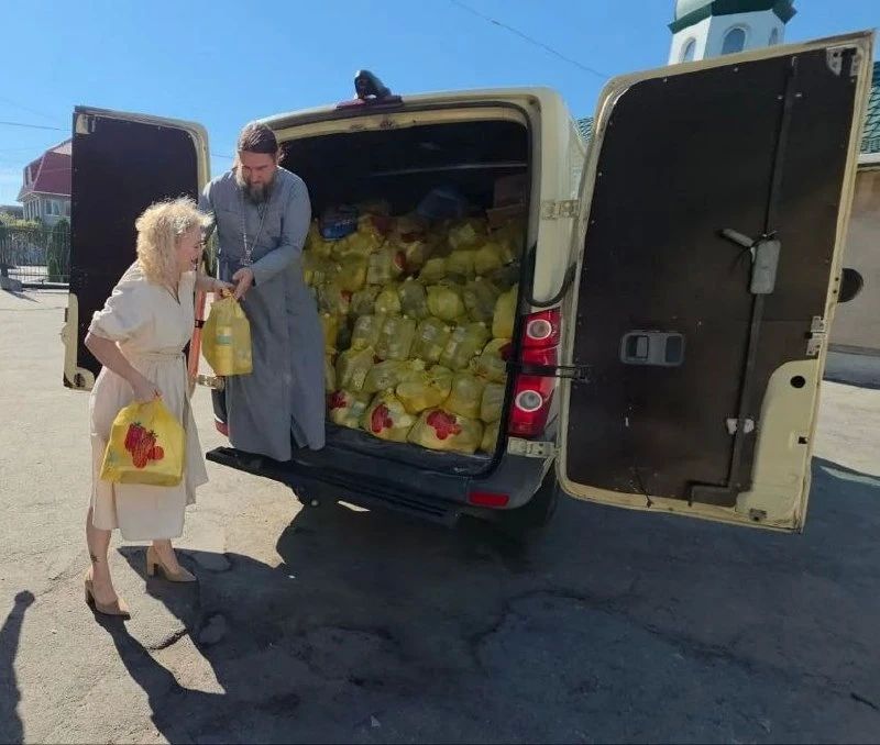 Херсонская область получила более трех тонн гуманитарной помощи от Крымской митрополии Херсонская область получила более трех тонн гуманитарной помощи от Крымской митрополии