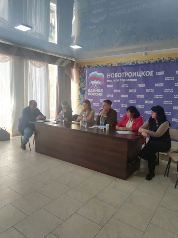 Сила в единстве: в Новотроицком округе помогли семьям участников СВО
