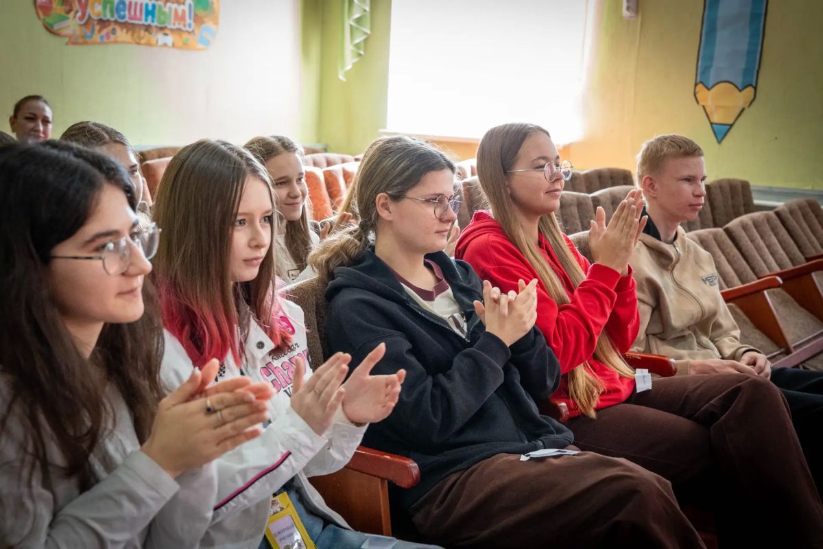 Шаг к уверенности в публичных выступлениях Шаг к уверенности в публичных выступлениях