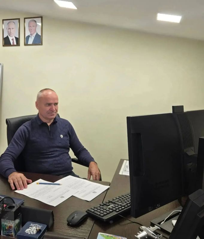 Председатель Контрольно-счетной палаты принял участие в очередном заседании Комитета по финансам и бюджету в формате видеоконференции., где рассматривалась законодательная инициатива Брянской областной Думы