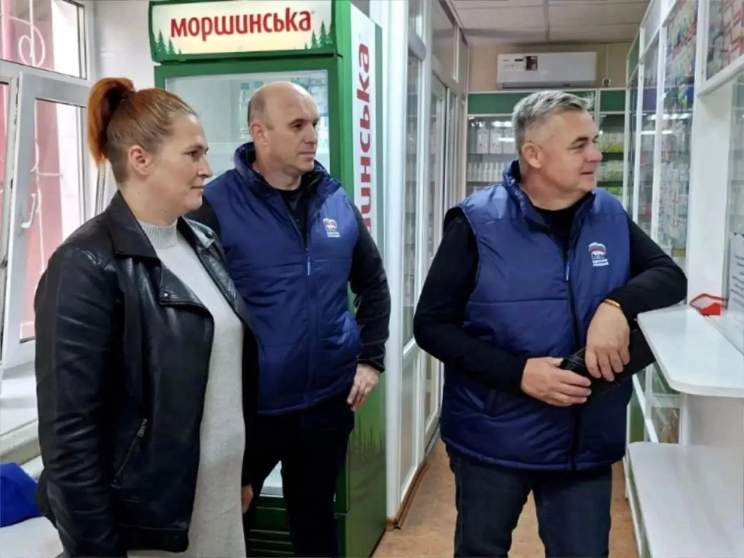 В Херсонской области проводятся регулярные проверки цен на продукты и лекарства, сообщил Владимир Сальдо