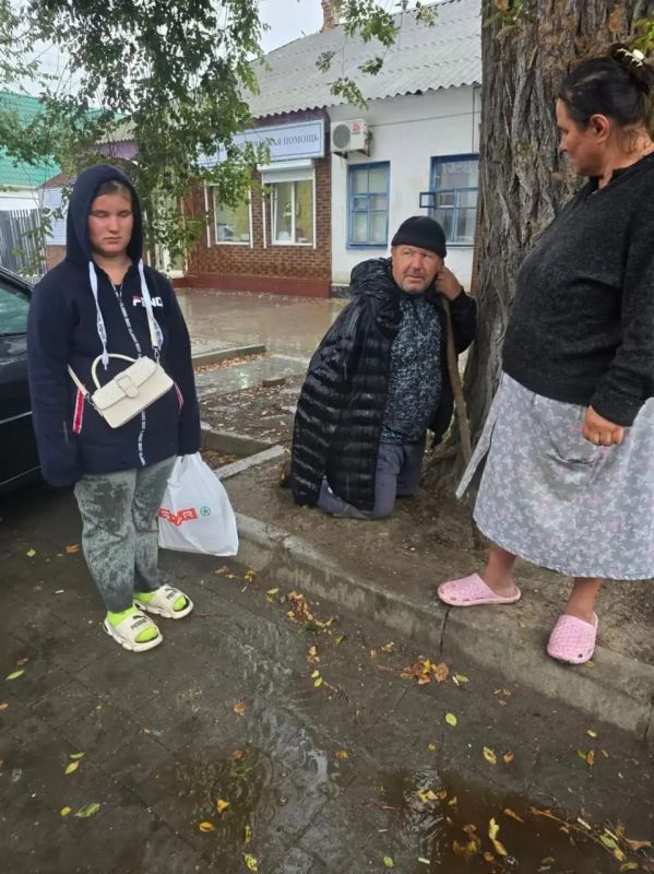 Семья из Раденска потеряла все, жители Херсонской области помогают ей выжить в новых условиях, "Блокнот Херсон" не может пройти мимо