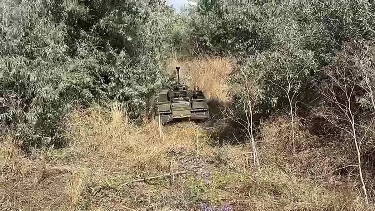 Операторы НРТК «Курьер» группировки войск «Днепр» доставляют на передовую более тонны грузов в сутки