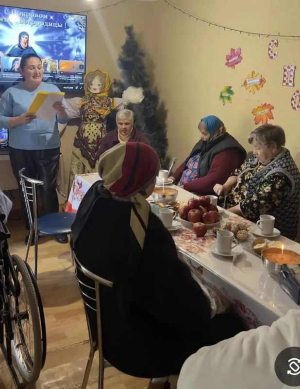 В Каховском гериатрическом пансионате отметили Покров Пресвятой Богородицы В Каховском гериатрическом пансионате отметили Покров Пресвятой Богородицы