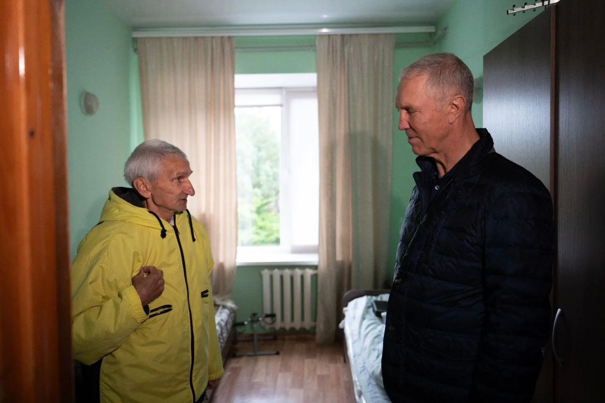 Владимир Сальдо: В Новотроицком необходимо ускорить завершение строительства нового корпуса гериатрического пансионата Владимир Сальдо: В Новотроицком необходимо ускорить завершение строительства нового корпуса гериатрического пансионата