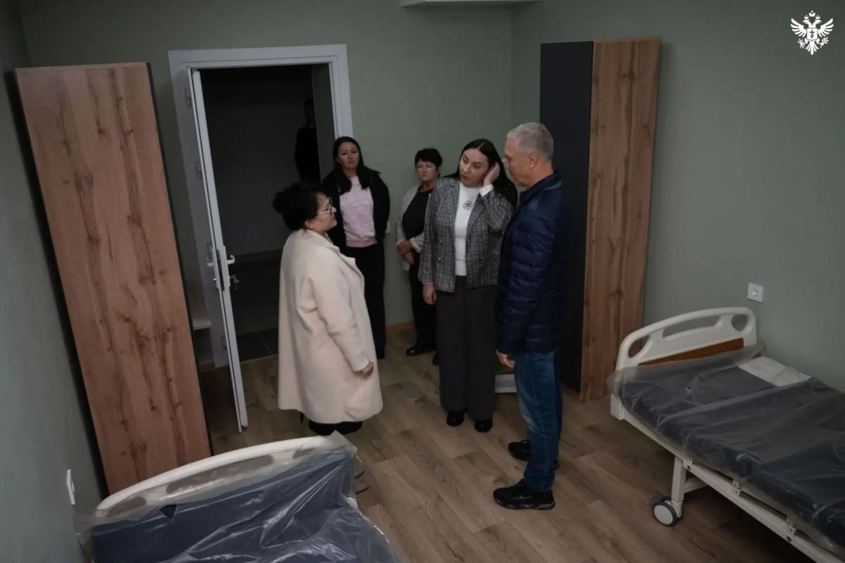 Владимир Сальдо проверил строительство гериатрического пансионата в Новотроицком округе Владимир Сальдо проверил строительство гериатрического пансионата в Новотроицком округе