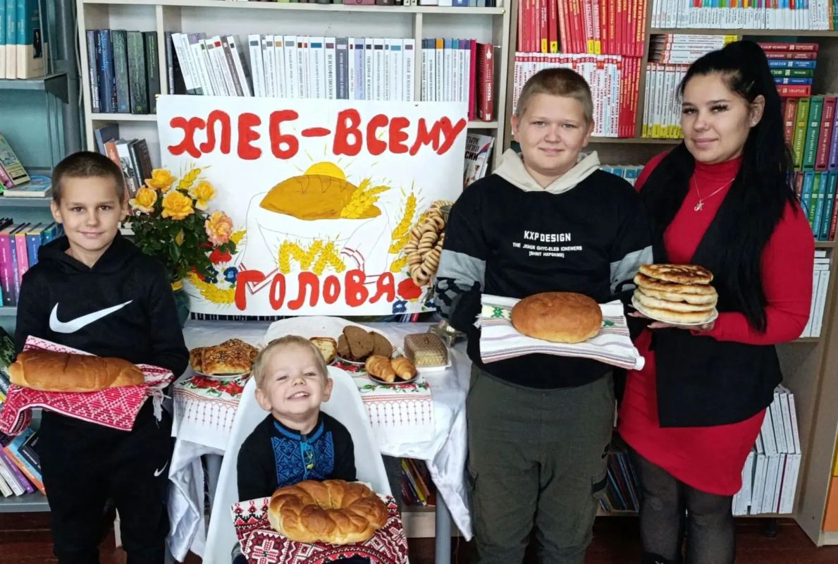 В Красноподольской библиотеке в День хлеба прошло мероприятие «Слава хлебу на столе»