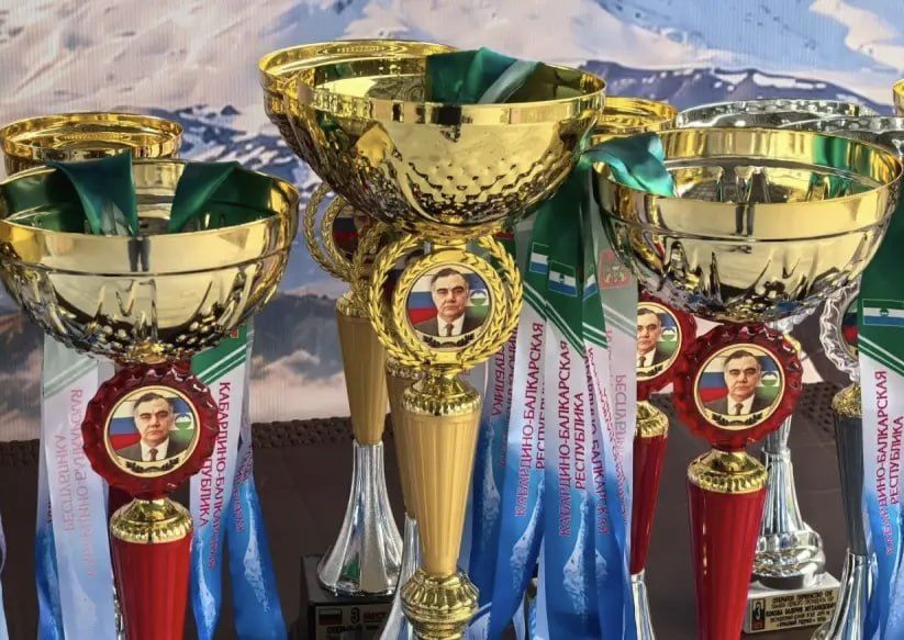 Спортсменка из Херсонской области завоевала серебро на международных соревнованиях по конным пробегам в Кабардино-Балкарии Спортсменка из Херсонской области завоевала серебро на международных соревнованиях по конным пробегам в Кабардино-Балкарии