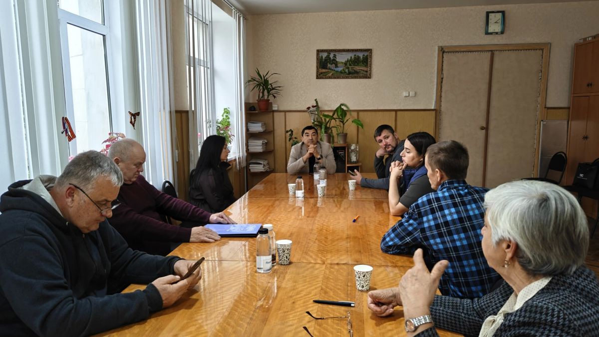 Координация ради результата: в Каланчаке прошёл круглый стол Единой России Координация ради результата: в Каланчаке прошёл круглый стол Единой России