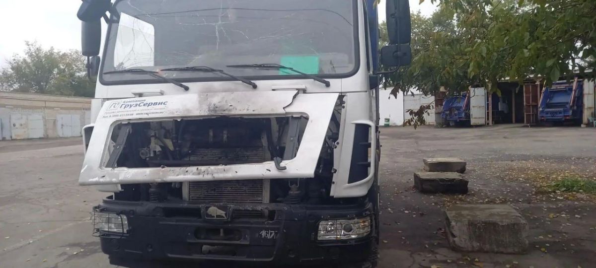 Каждый маршрут — под угрозой: 20 единиц спецтехники повреждено в Херсонской области Каждый маршрут — под угрозой: 20 единиц спецтехники повреждено в Херсонской области