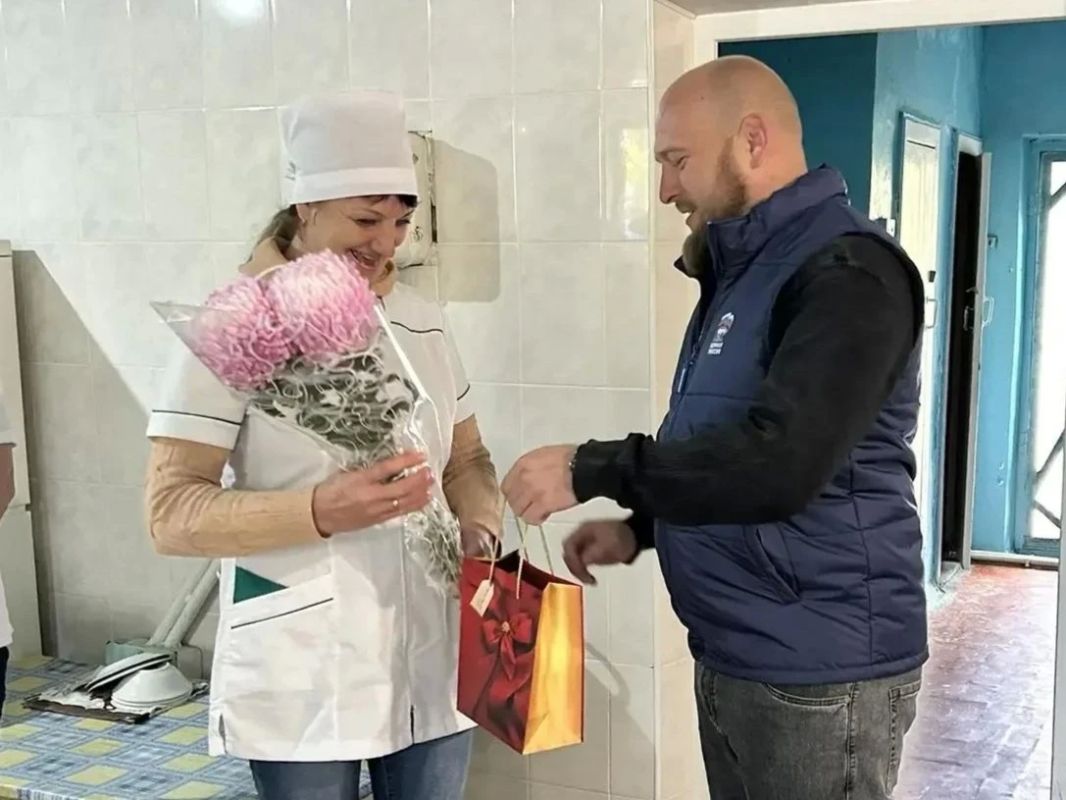 Когда свет дают с перебоями, приготовить обед для целой школы или больницы становится гораздо сложнее Когда свет дают с перебоями, приготовить обед для целой школы или больницы становится гораздо сложнее
