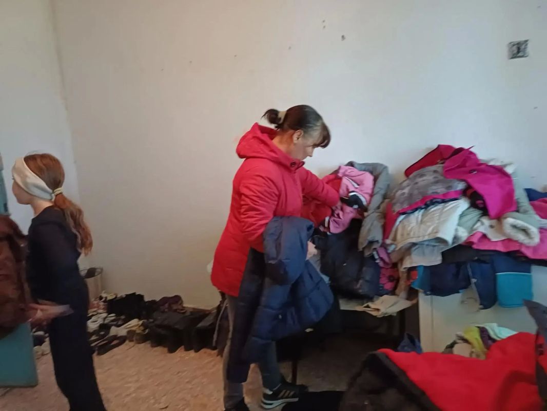В Костогрызовском территориальном отделе раздали гуманитарную помощь В Костогрызовском территориальном отделе раздали гуманитарную помощь
