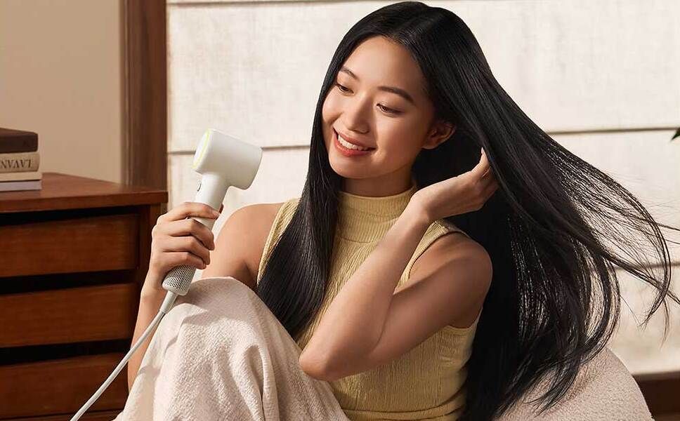 Xiaomi выпустила «карманный» фен с мотором как у Dyson Xiaomi выпустила «карманный» фен с мотором как у Dyson