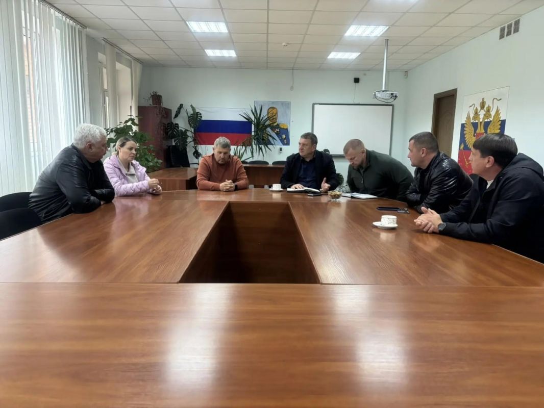 Херсонская и Псковская области согласовали планы коммунальных работ в Ивановском округе