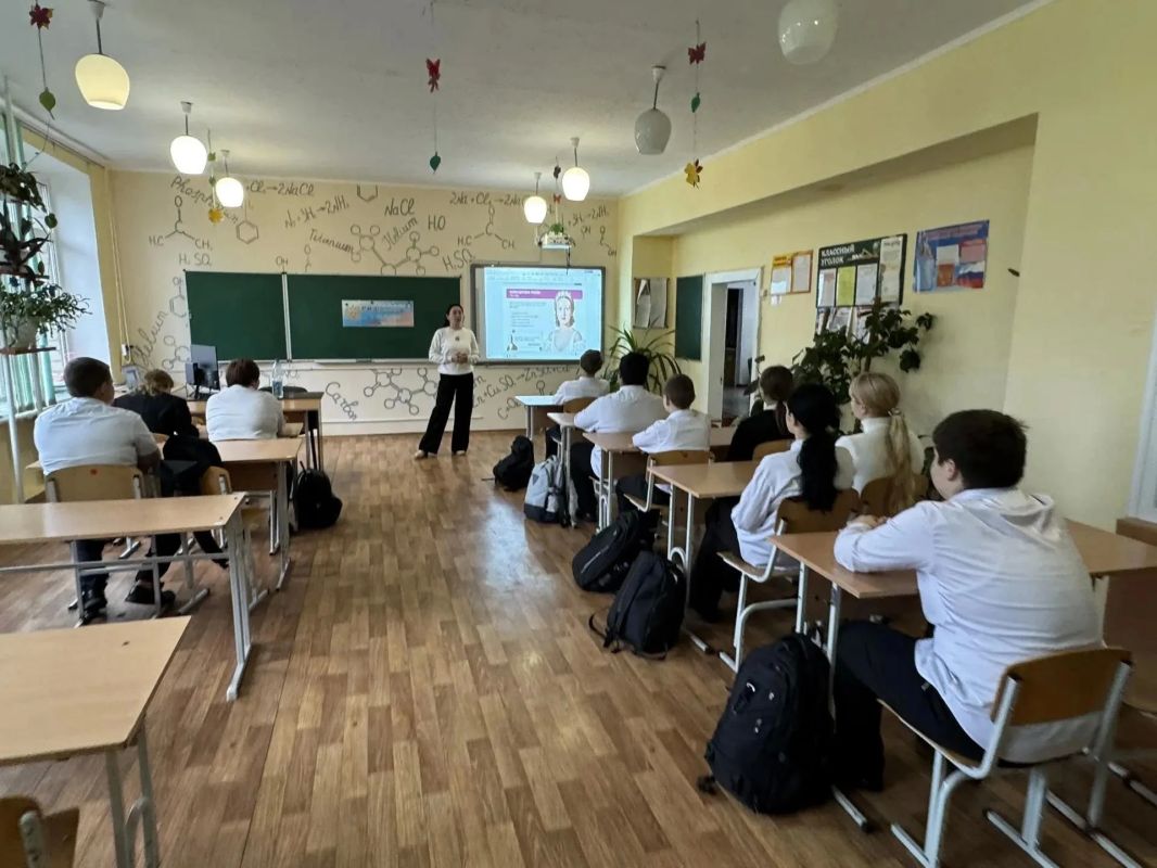 «Разговоры о важном»: от истории железных дорог до наследия великой балерины «Разговоры о важном»: от истории железных дорог до наследия великой балерины