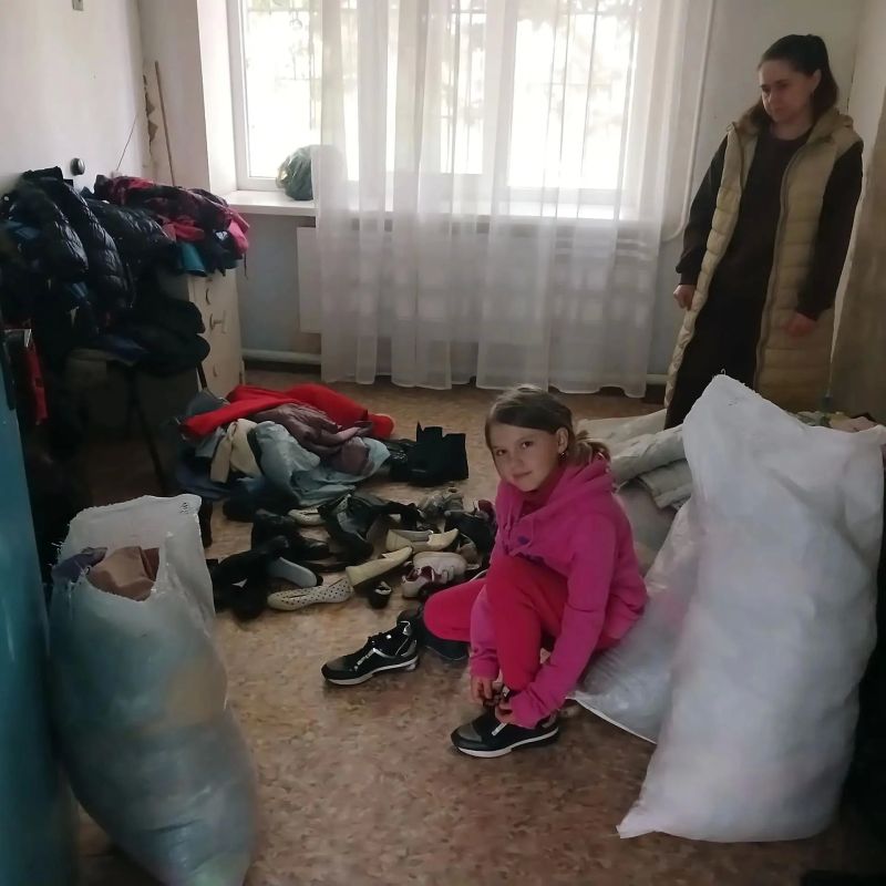 В Костогрызовском территориальном отделе раздали гуманитарную помощь В Костогрызовском территориальном отделе раздали гуманитарную помощь