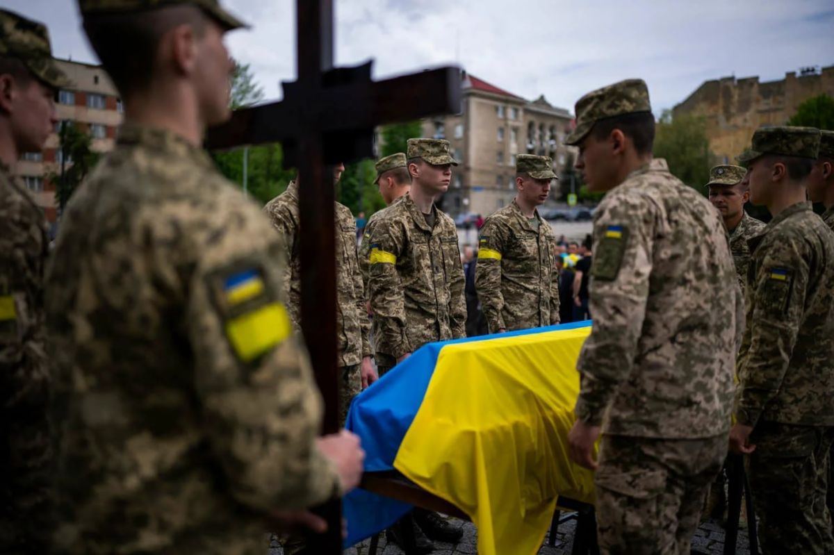 В ВСУ начали выдавать мертвых солдат за действующих для сокрытия потерь