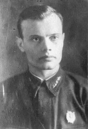 «НАШИ ГЕРОИ». Онлайн-акция ПАМЯТЬ В ЛИЦАХ Память об освобождении Ивановского района неразрывно связана с земляками Федор Иванович Химич , уроженец Новодмитровки Второй, был военным летчиком