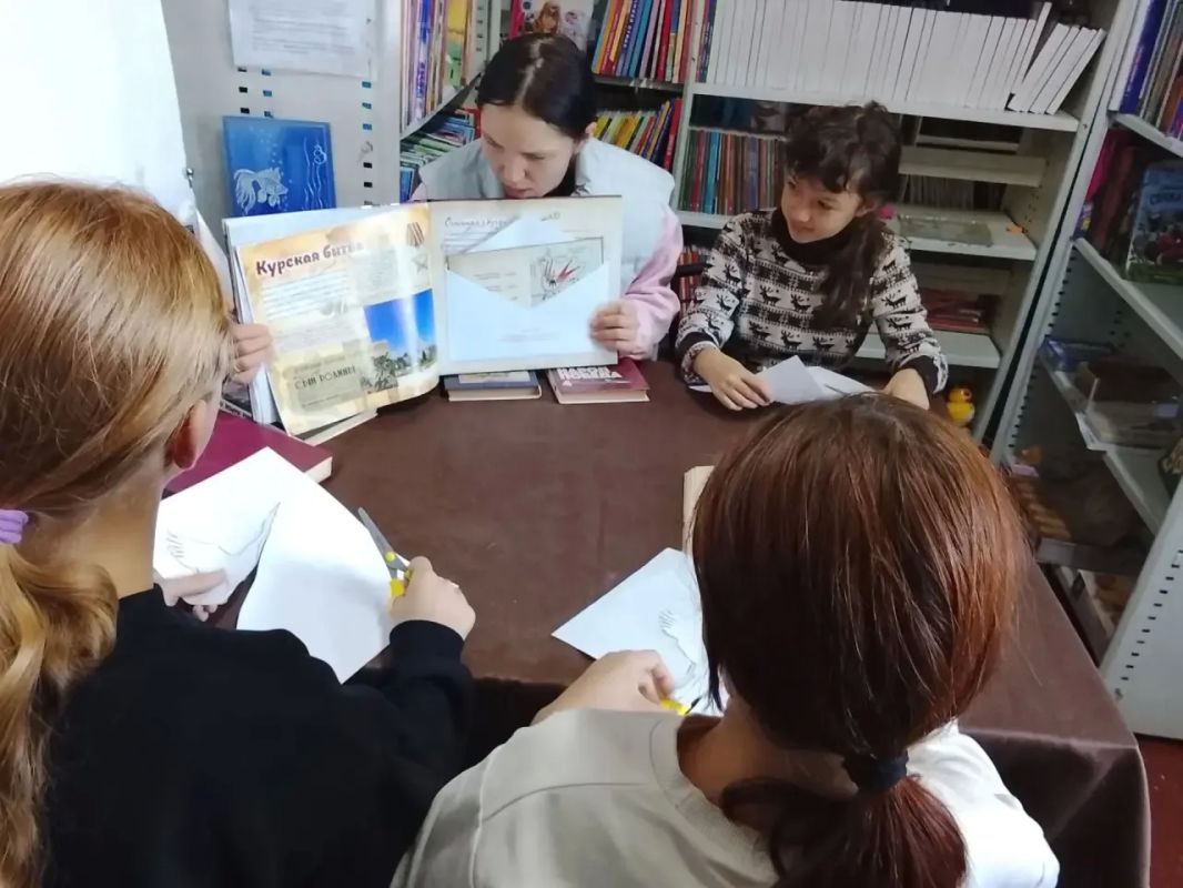В учреждениях культуры Каховского округа отметили День белых журавлей В учреждениях культуры Каховского округа отметили День белых журавлей
