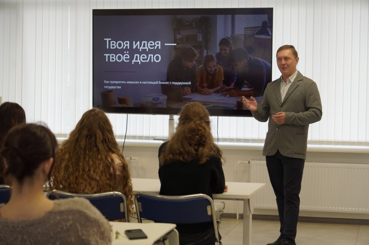 Неделя выходит очень насыщенной — почти каждый день по несколько встреч и выездов Неделя выходит очень насыщенной — почти каждый день по несколько встреч и выездов
