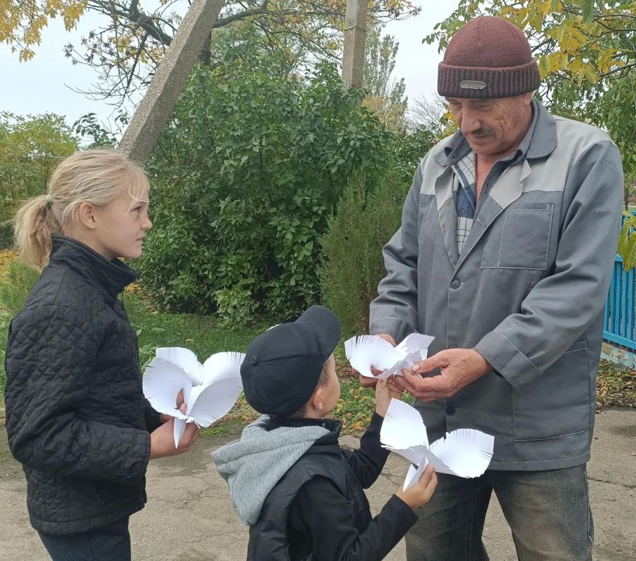 В Богдановском сельском клубе состоялось трогательное мероприятие, посвящённое Празднику Белых Журавлей В Богдановском сельском клубе состоялось трогательное мероприятие, посвящённое Празднику Белых Журавлей