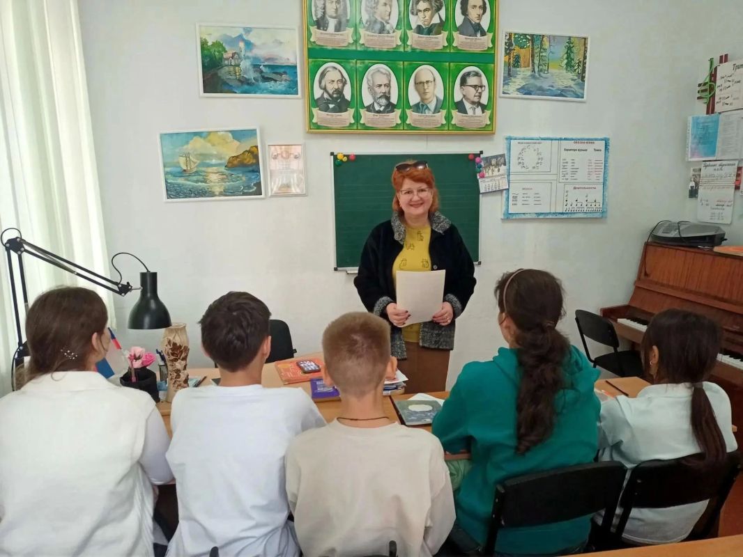 «Пушкин-лицеист»: в Детской школе искусств Скадовского округа прошла лекция о лицейских годах поэта