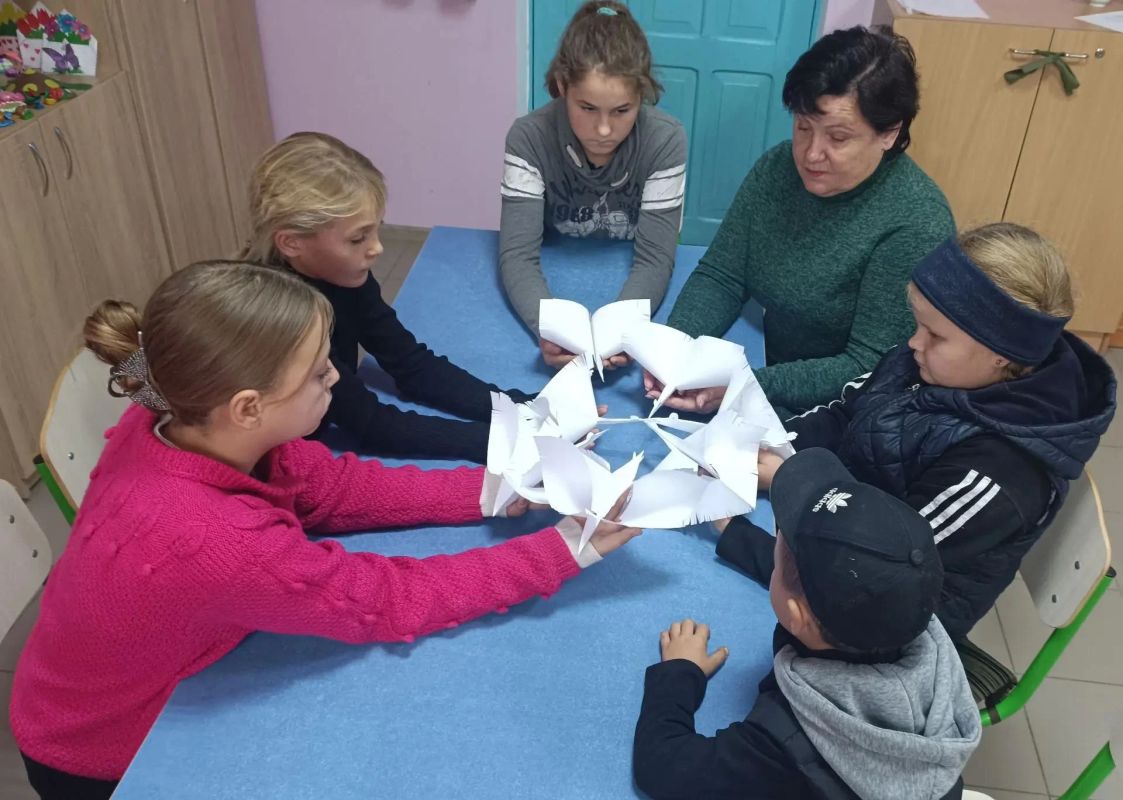 В Богдановском сельском клубе состоялось трогательное мероприятие, посвящённое Празднику Белых Журавлей В Богдановском сельском клубе состоялось трогательное мероприятие, посвящённое Празднику Белых Журавлей