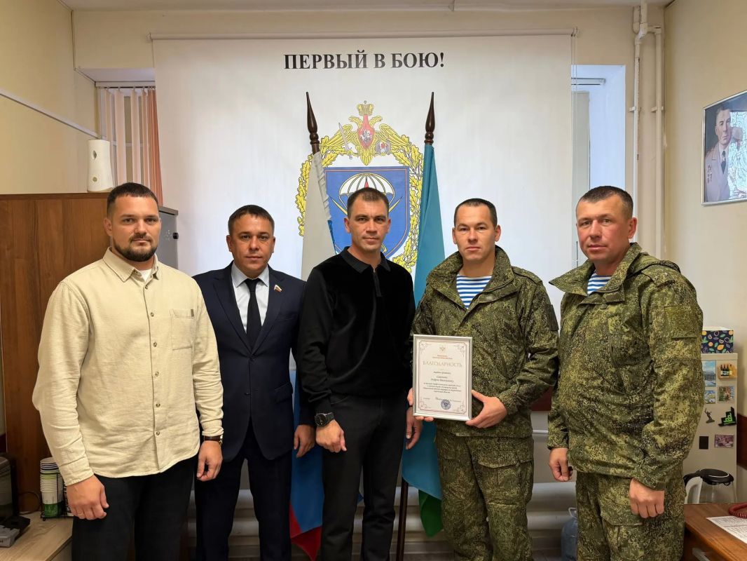 Рамиль Замалетдинов поблагодарил защитников Херсонской области Рамиль Замалетдинов поблагодарил защитников Херсонской области