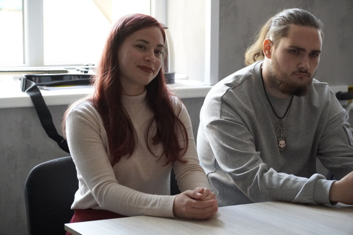 С коллегами из Нижнесерогозского муниципалитета у нас сложились очень теплые и по-настоящему рабочие отношения С коллегами из Нижнесерогозского муниципалитета у нас сложились очень теплые и по-настоящему рабочие отношения