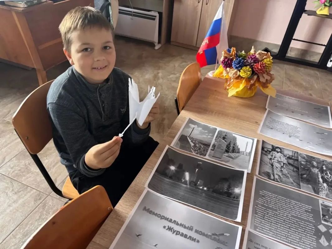В учреждениях культуры Каховского округа отметили День белых журавлей В учреждениях культуры Каховского округа отметили День белых журавлей