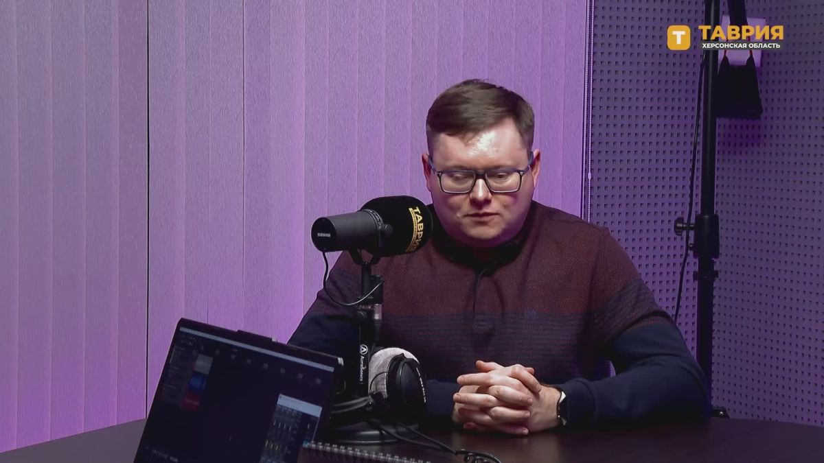 Трамп понимает, что его второй срок — последний, и действует прагматично, стремясь обеспечить хорошие бизнес-проекты для своего окружения, заявил Евгений Глотов