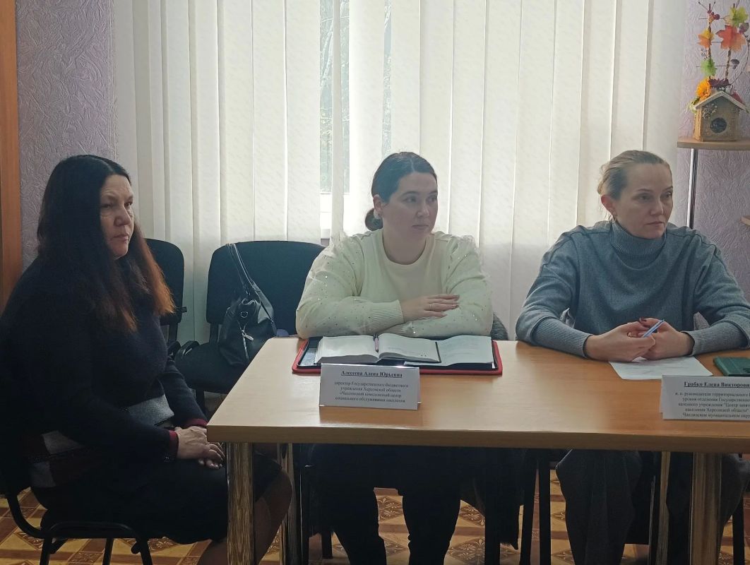 Забота о детях начинается с ответственности взрослых: в Чаплинском МО прошло заседание комиссии по делам несовершеннолетних и защите их прав Забота о детях начинается с ответственности взрослых: в Чаплинском МО прошло заседание комиссии по делам несовершеннолетних и защите их прав