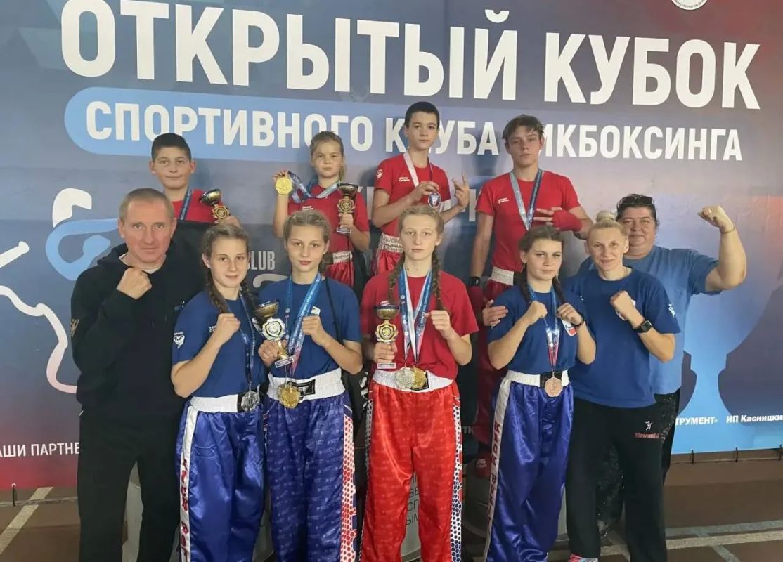 Спортсмены из Новой Каховки стали победителями и призерами открытого Кубка по кикбоксингу в Симферополе