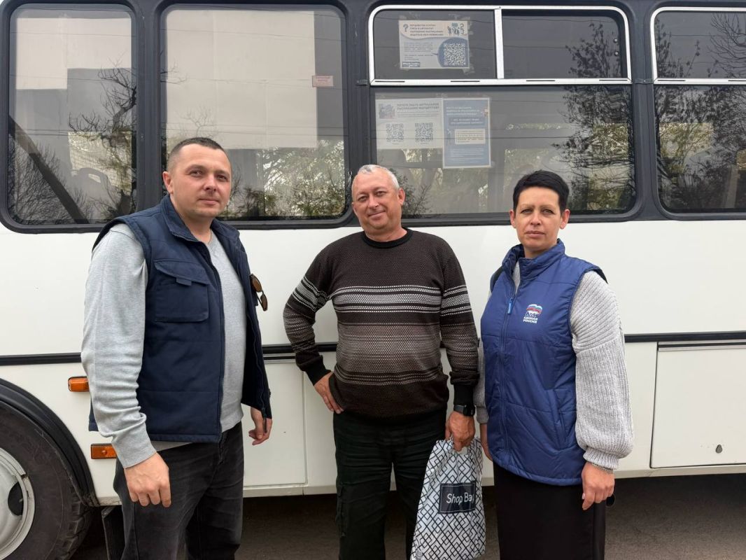 С Днём работника автомобильного и городского пассажирского транспорта! С Днём работника автомобильного и городского пассажирского транспорта!