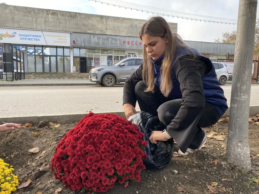 Родные села украшают ко Дню народного единства Родные села украшают ко Дню народного единства