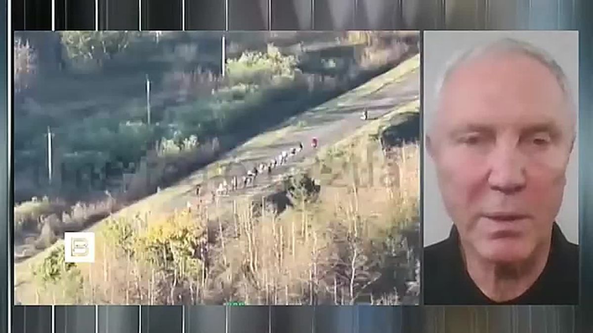 Дороги Херсонской области, по которым доставляют гуманитарную помощь в Алешки, продолжают подвергаться атакам беспилотников ВСУ, сообщил ИС "Вести" Владимир Сальдо