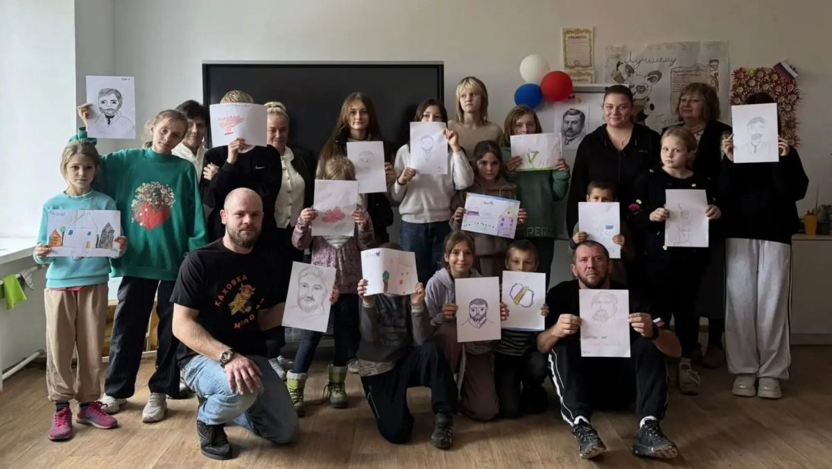 Павел Филипчук: История рядом. В Каховке продолжается проект «Люди-маяки» Павел Филипчук: История рядом. В Каховке продолжается проект «Люди-маяки»