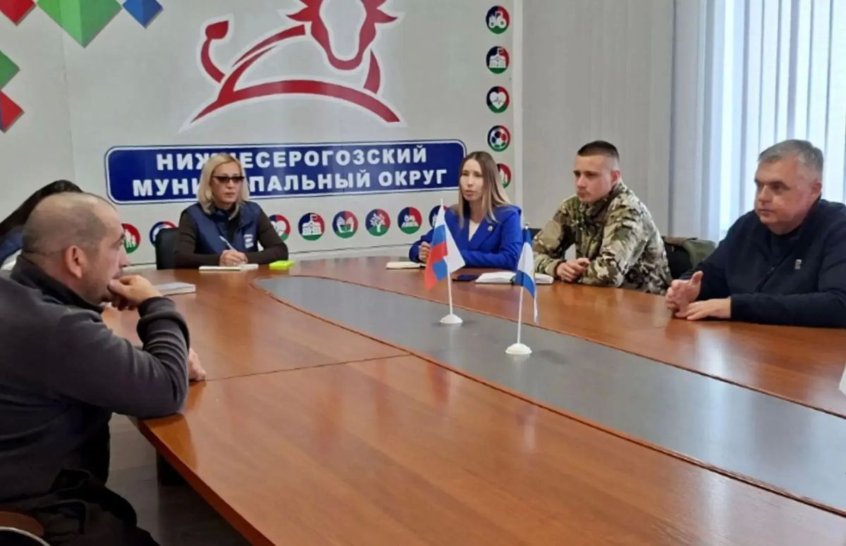 Какие документы нужны для оформления положенных выплат и как решить бытовые проблемы? С такими вопросами участники СВО и их близкие обратились на Единый день приема в Нижнесерогозском округе
