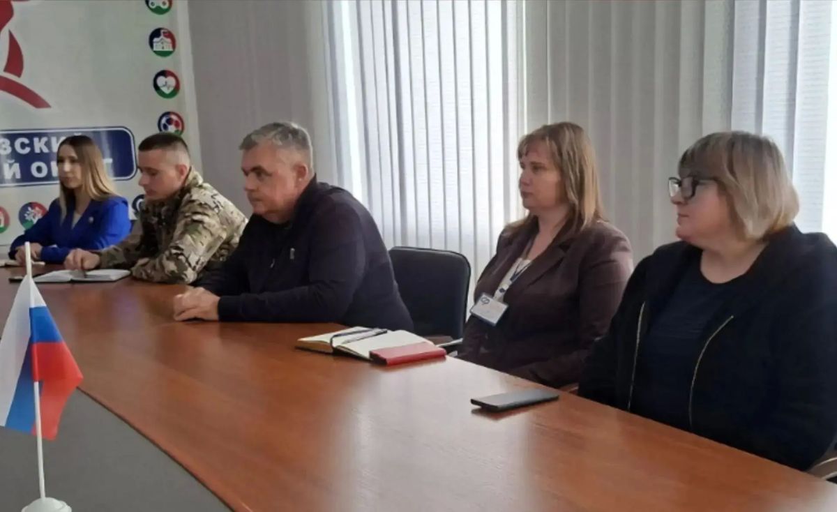 Какие документы нужны для оформления положенных выплат и как решить бытовые проблемы? С такими вопросами участники СВО и их близкие обратились на Единый день приема в Нижнесерогозском округе Какие документы нужны для оформления положенных выплат и как решить бытовые проблемы? С такими вопросами участники СВО и их близкие обратились на Единый день приема в Нижнесерогозском округе