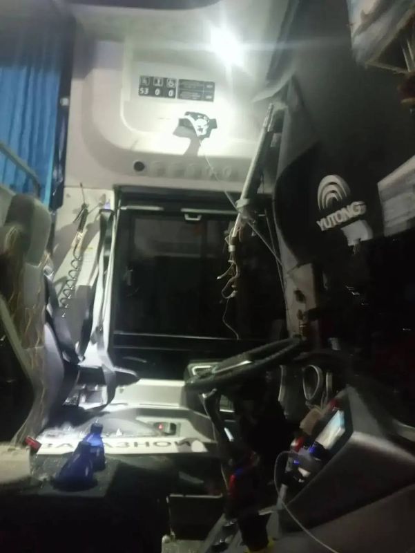 В районе Приморска атаке БпЛА ВСУ подвергся пассажирский автобус, следовавший по маршруту Симферополь — Москва