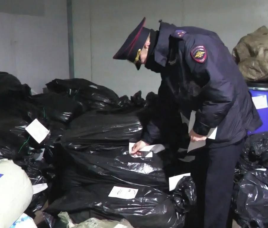 В Херсонской области завершено расследование дела о незаконном вылове креветок на сумму 32,5 млн рублей В Херсонской области завершено расследование дела о незаконном вылове креветок на сумму 32,5 млн рублей