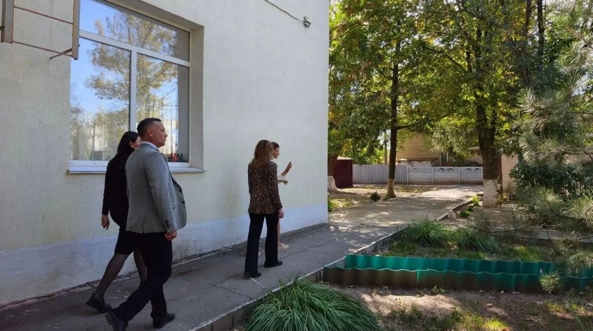 Ольга Осипенко взяла на контроль обновление Новотроицкого детского сада №1 Ольга Осипенко взяла на контроль обновление Новотроицкого детского сада №1