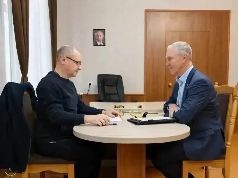 Кириенко лично приехал в Херсонскую область решать проблемы людей