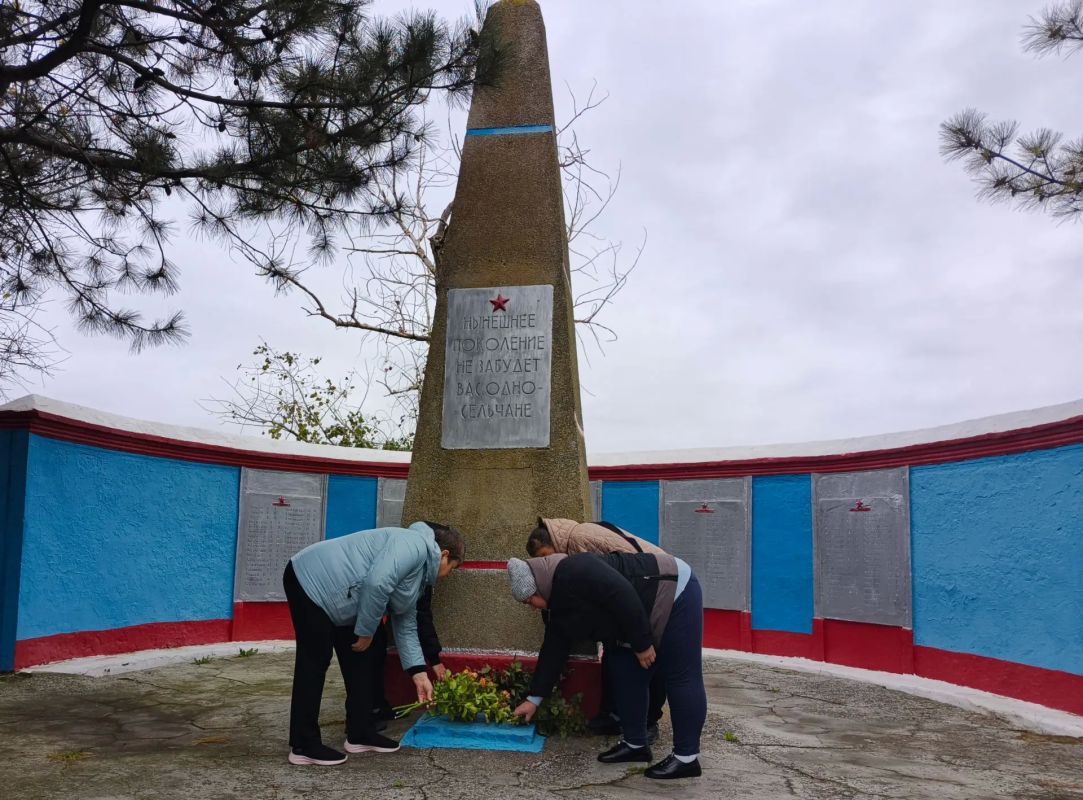 В знак вечной благодарности: Ивановка почтила память освободителей В знак вечной благодарности: Ивановка почтила память освободителей