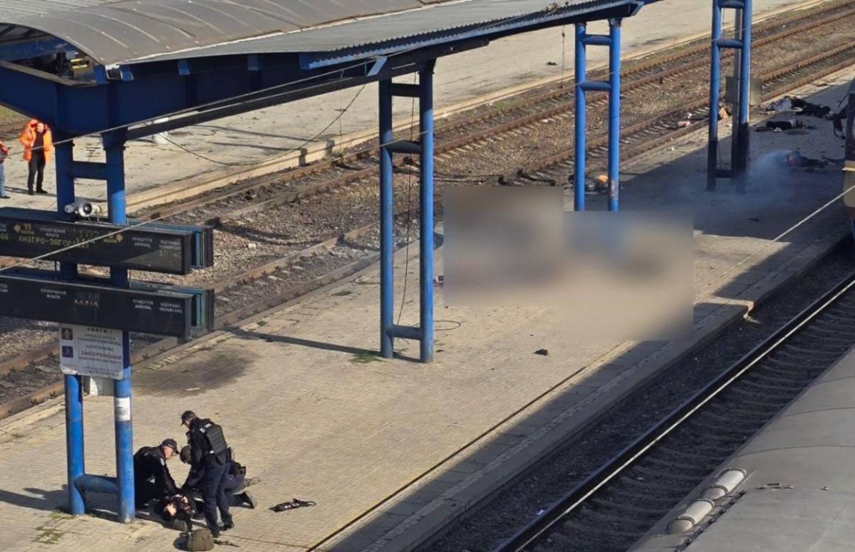 В Днепре был прилет реактивного БПЛА по железнодорожному вокзалу В Днепре был прилет реактивного БПЛА по железнодорожному вокзалу