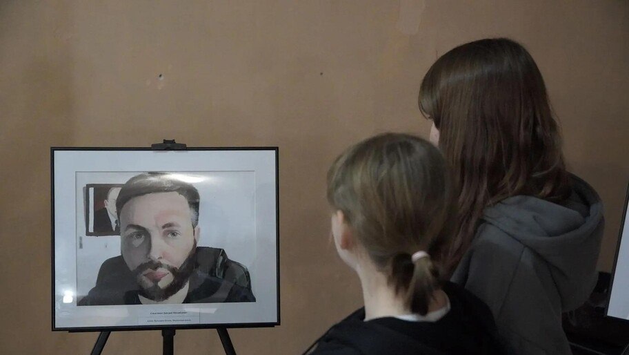 В Ивановке открылась выставка «Герои освобожденной Херсонщины»
