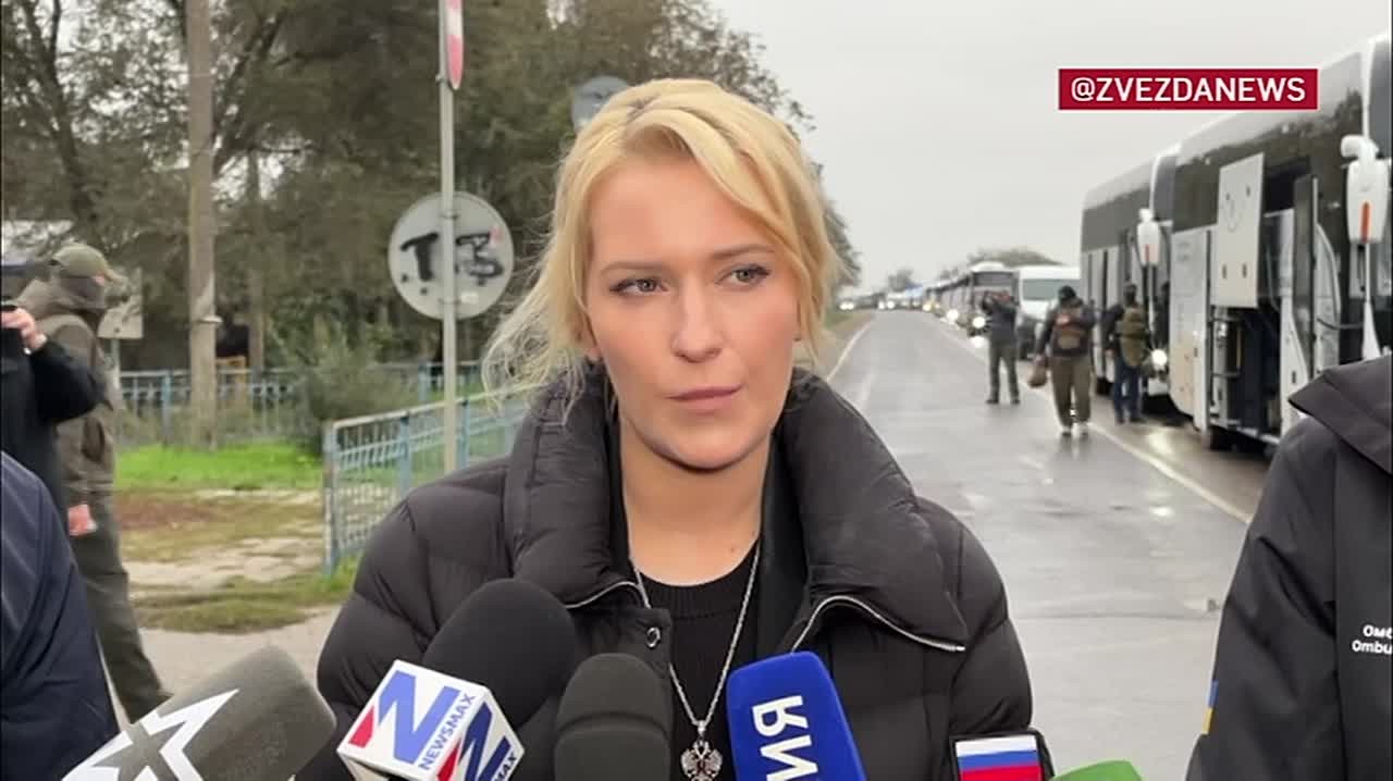 В гуманитарную колонну в Алешках вошли 25 автобусов на минимум 750 мест, сообщила Яна Лантратова